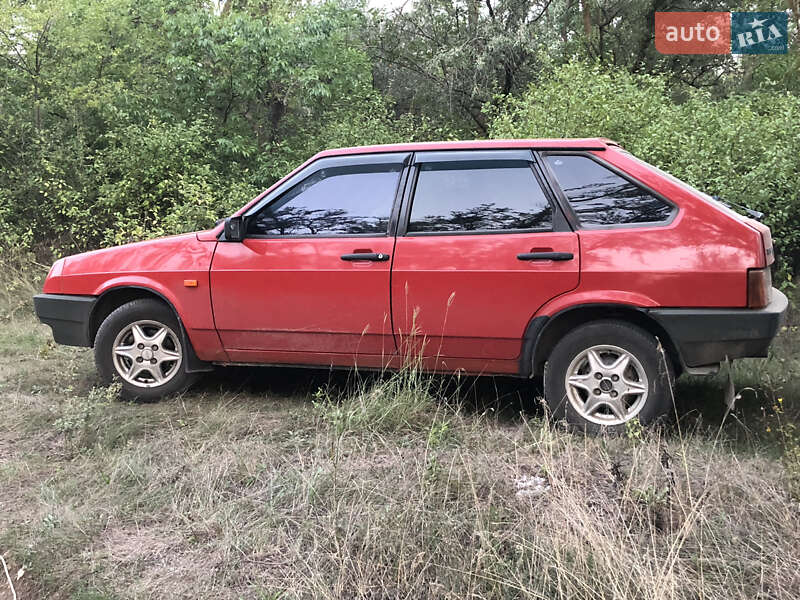 Хетчбек ВАЗ / Lada 2109 1991 в Миколаєві