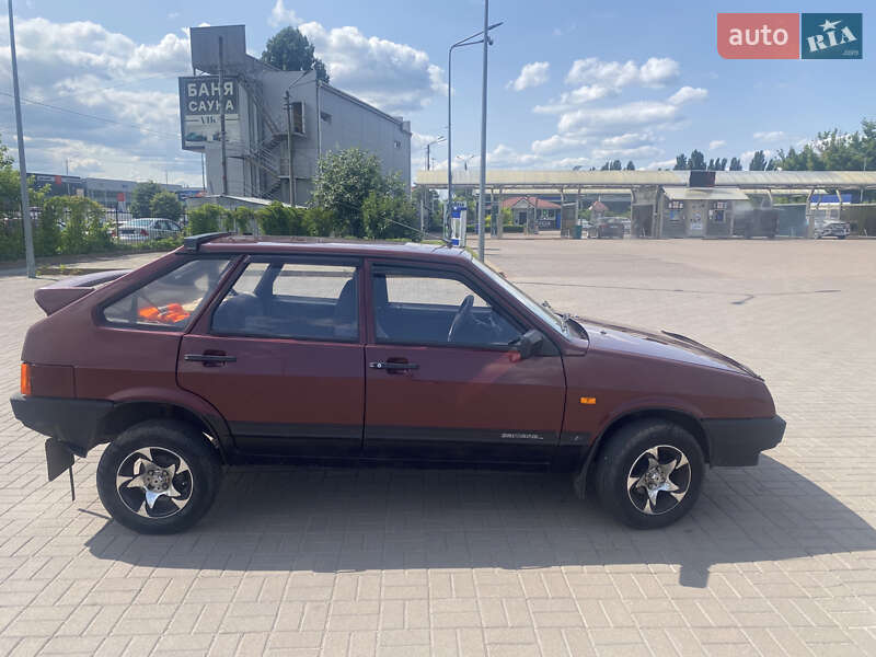 Хэтчбек ВАЗ / Lada 2109 2006 в Киеве