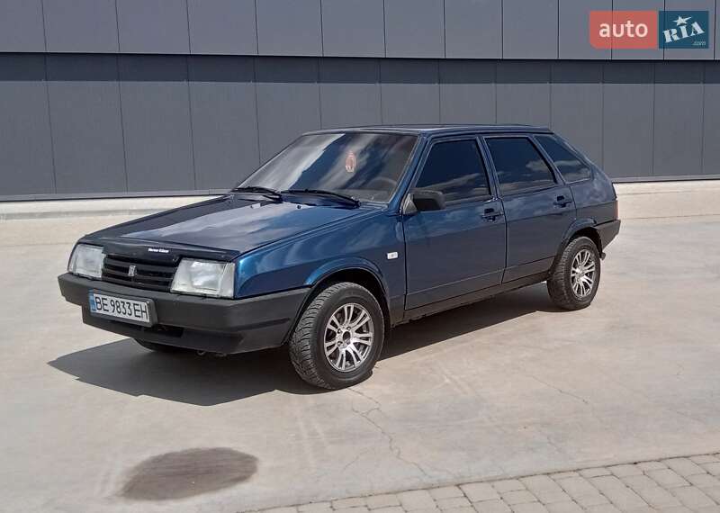 Хетчбек ВАЗ 2109 2004 в 