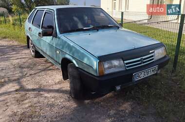 Хэтчбек ВАЗ 2109 1997 в 