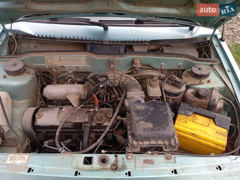 Хэтчбек ВАЗ / Lada 2109 1996 в Кривце