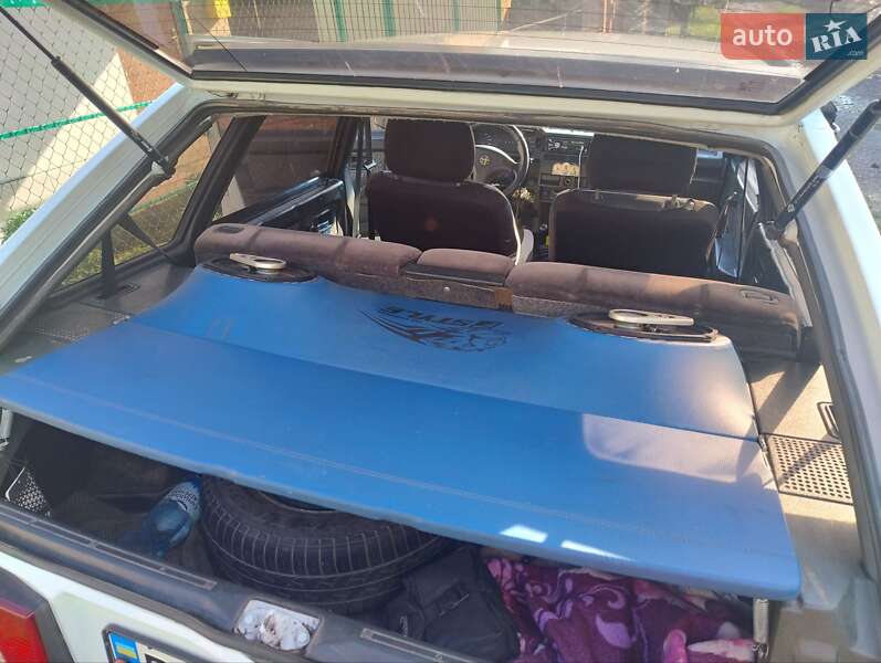 Хэтчбек ВАЗ / Lada 2109 2006 в Ромнах
