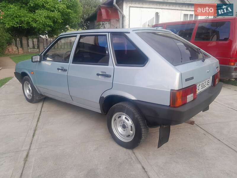 Хэтчбек ВАЗ / Lada 2109 2005 в Надворной