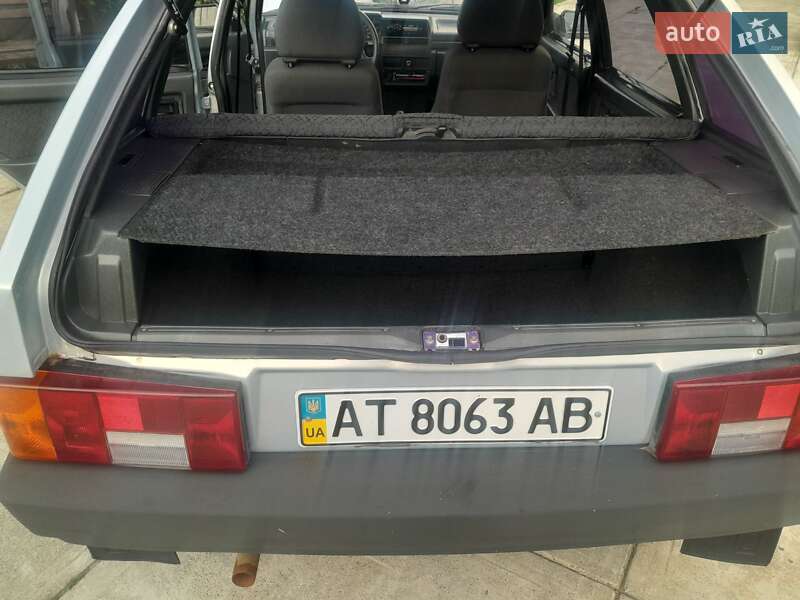 Хэтчбек ВАЗ / Lada 2109 2005 в Надворной