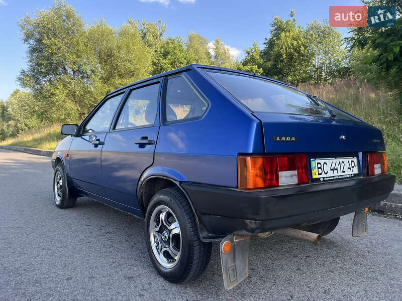 Хетчбек ВАЗ / Lada 2109 2006 в Львові