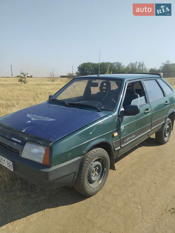 Хэтчбек ВАЗ / Lada 2109 1992 в Великой Александровке