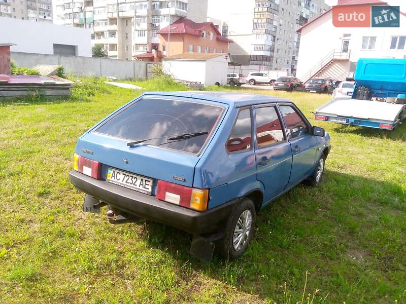 Хэтчбек ВАЗ / Lada 2109 1994 в Ковеле