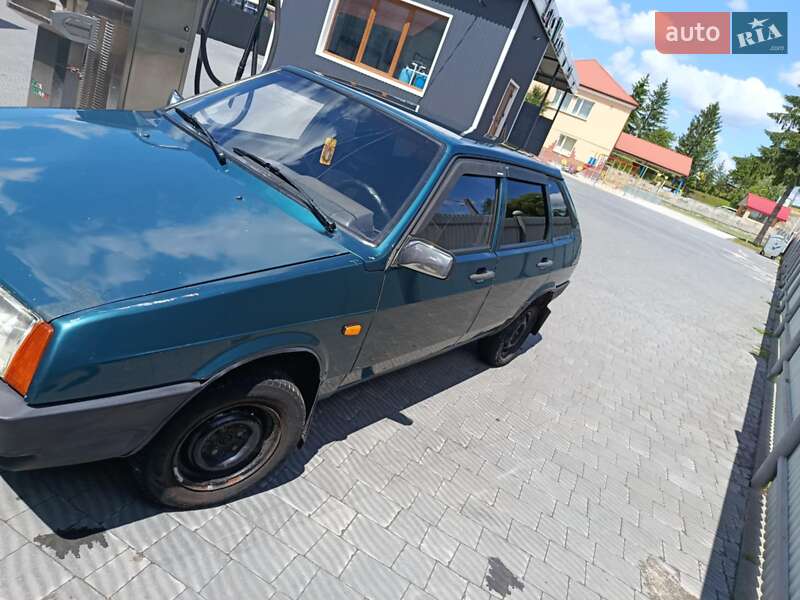 Хэтчбек ВАЗ / Lada 2109 1997 в Львове