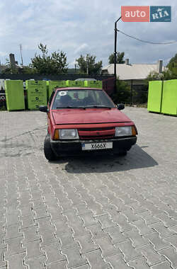 Хэтчбек ВАЗ 2109 1990 в 