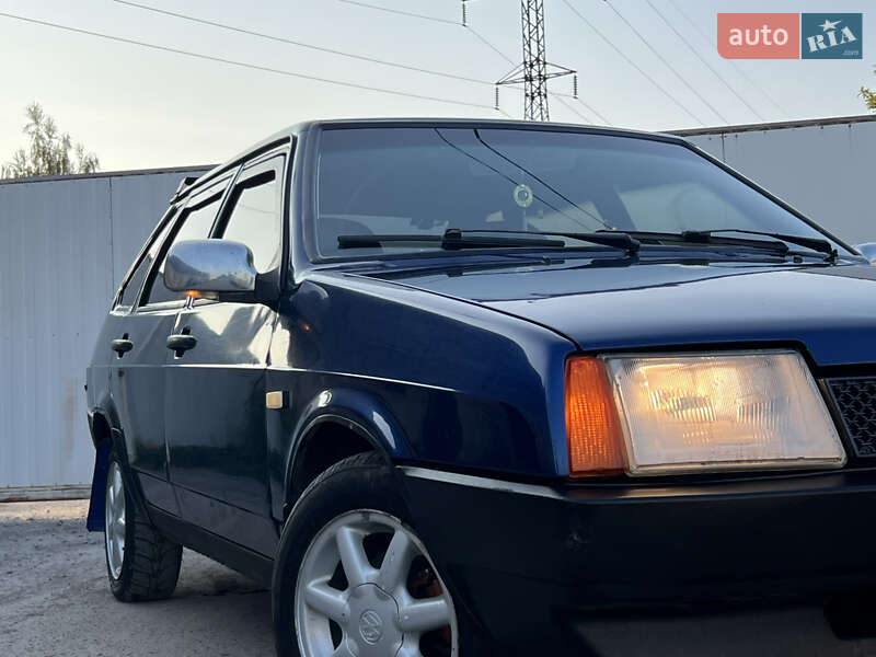Хэтчбек ВАЗ / Lada 2109 2006 в Дрогобыче