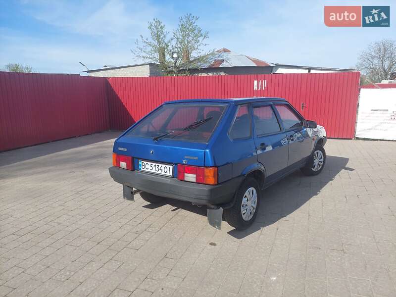 Хэтчбек ВАЗ / Lada 2109 2009 в Львове фото 9 Хэтчбек ВАЗ / Lada 2109 2009 в Львове