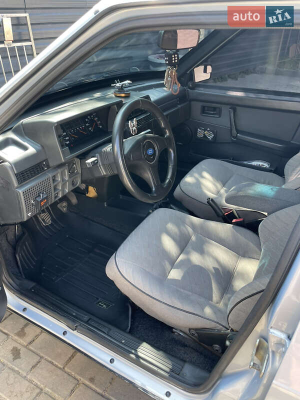 Хетчбек ВАЗ / Lada 2109 2005 в Івано-Франківську