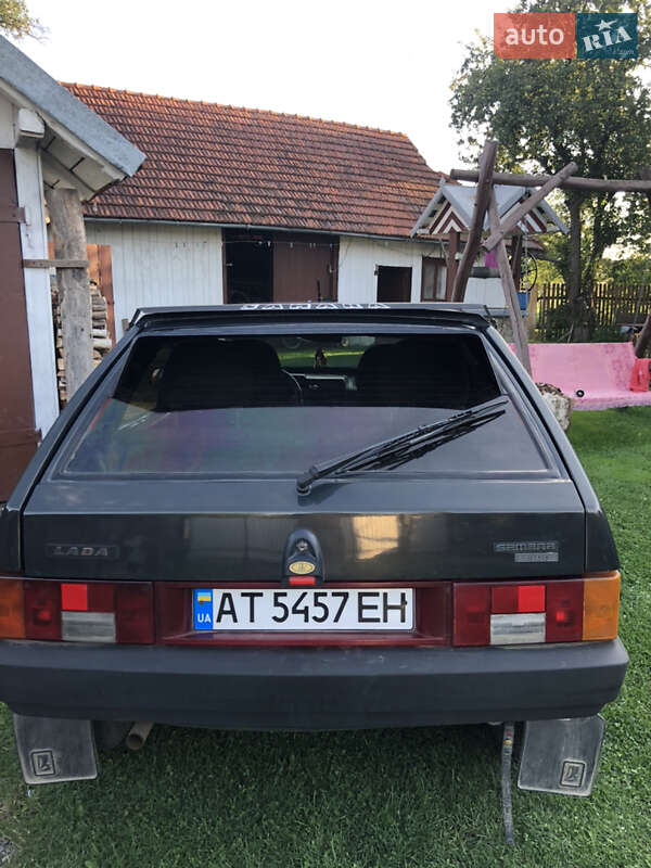 Хэтчбек ВАЗ / Lada 2109 2002 в Коломые