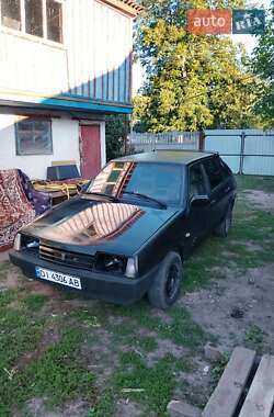 Хэтчбек ВАЗ 2109 1995 в 