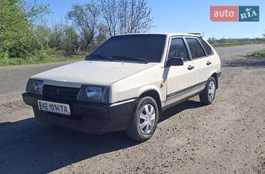 Хэтчбек ВАЗ 2109 1989 в 