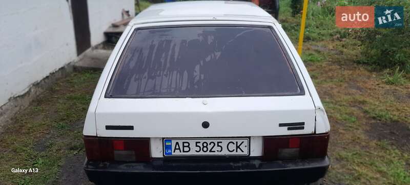 Хэтчбек ВАЗ / Lada 2109 1993 в Попельне