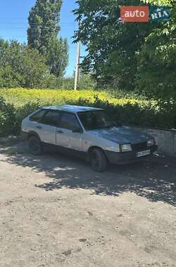 Хэтчбек ВАЗ 2109 2002 в Великом Бурлуке