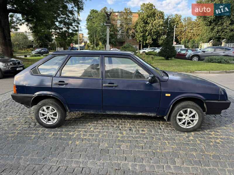 Хэтчбек ВАЗ 2109 1989 в 