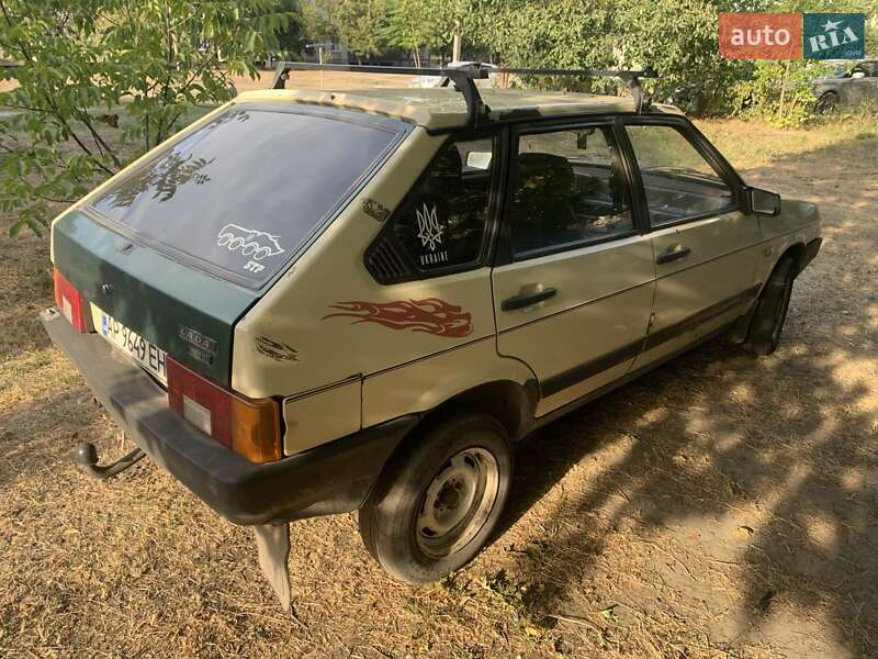 Хэтчбек ВАЗ / Lada 2109 1989 в Богдановке
