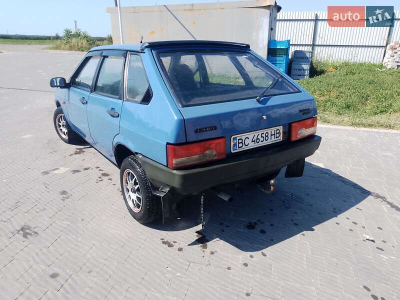 Хэтчбек ВАЗ / Lada 2109 1991 в Буске фото 6 Хэтчбек ВАЗ / Lada 2109 1991 в Буске