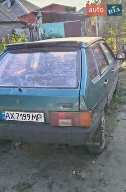 Хэтчбек ВАЗ 2109 1996 в 