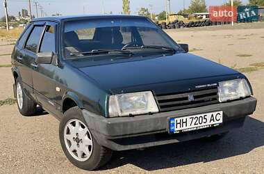Хэтчбек ВАЗ 2109 2003 в 