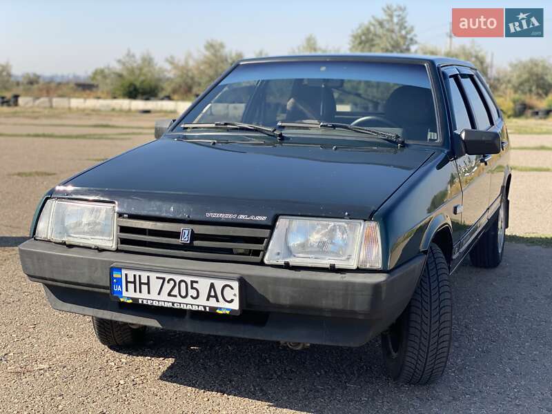 Хетчбек ВАЗ / Lada 2109 2003 в Чорноморську