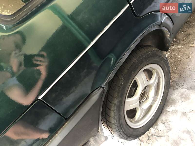 Хэтчбек ВАЗ / Lada 2109 2001 в Днепре