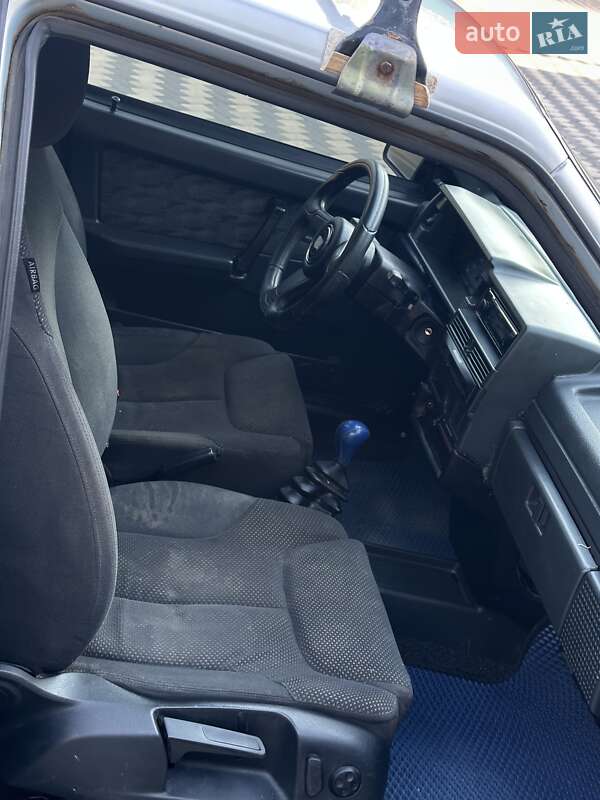 Хэтчбек ВАЗ / Lada 2109 2004 в Николаеве фото 11 Хэтчбек ВАЗ / Lada 2109 2004 в Николаеве