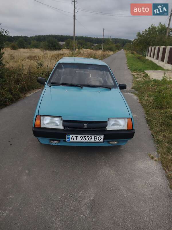 Хэтчбек ВАЗ / Lada 2109 1990 в Ивано-Франковске