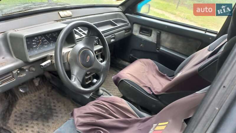 Хэтчбек ВАЗ / Lada 2109 1992 в Городке