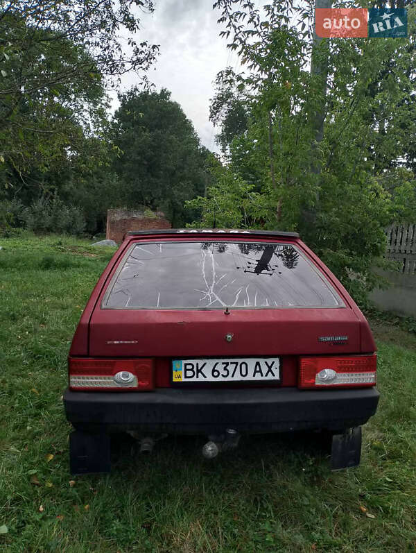 Хэтчбек ВАЗ 2109 1991 в 