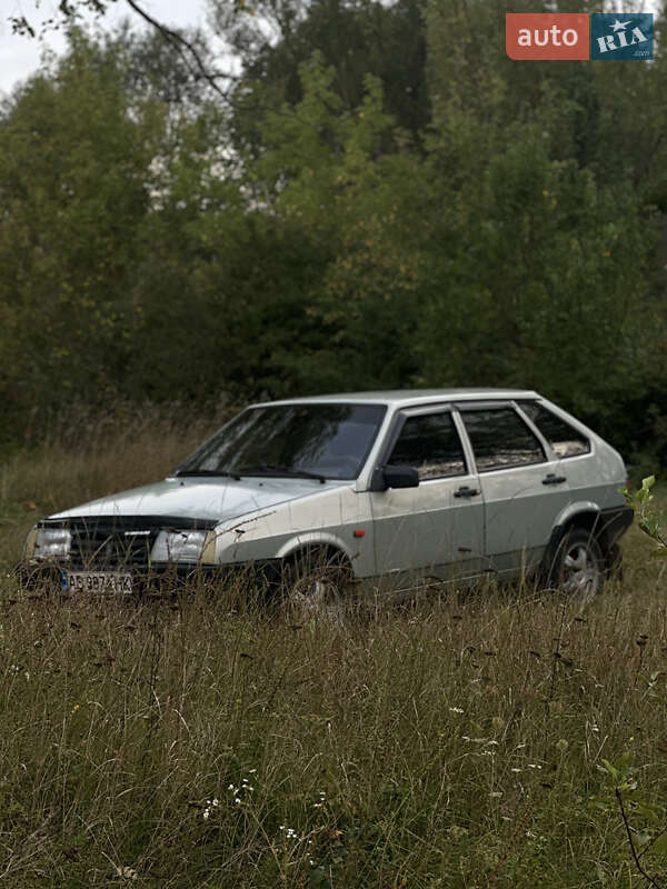 Хэтчбек ВАЗ / Lada 2109 2002 в Ладыжине