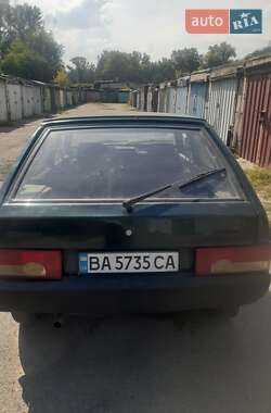 Хэтчбек ВАЗ 2109 2002 в 