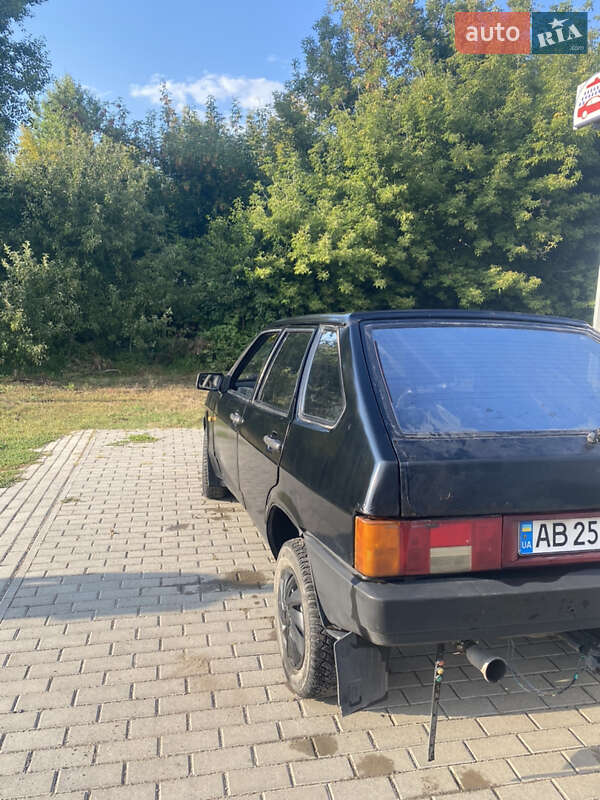 Хэтчбек ВАЗ / Lada 2109 1995 в Тетиеве фото 5 Хэтчбек ВАЗ / Lada 2109 1995 в Тетиеве