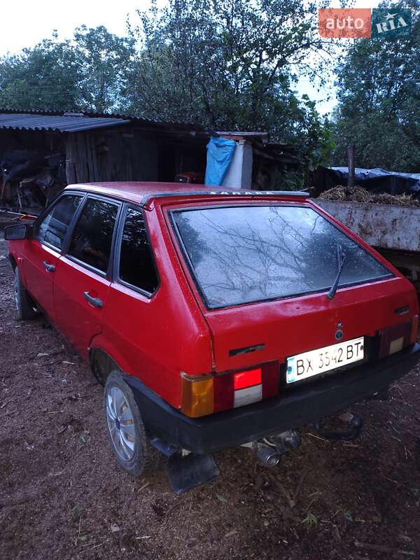 Хэтчбек ВАЗ / Lada 2109 1992 в Чемеровцах фото 4 Хэтчбек ВАЗ / Lada 2109 1992 в Чемеровцах