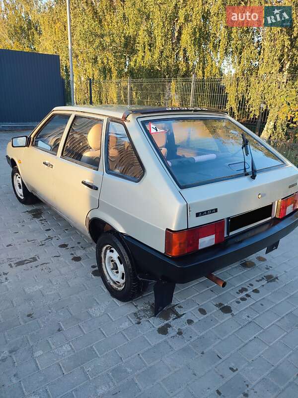 Хэтчбек ВАЗ / Lada 2109 2007 в Ровно