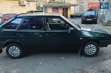 Хетчбек ВАЗ 2109 2001 в 