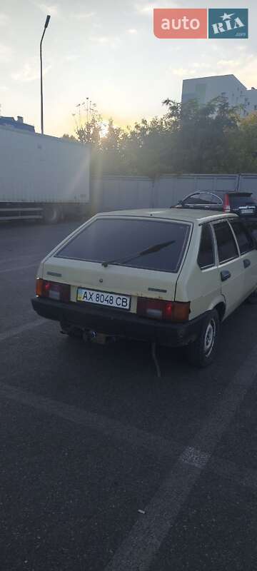 Хэтчбек ВАЗ / Lada 2109 1997 в Харькове фото 4 Хэтчбек ВАЗ / Lada 2109 1997 в Харькове