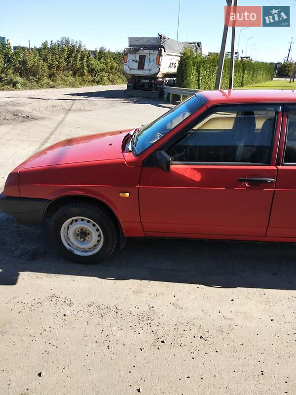 Хэтчбек ВАЗ 2109 1989 в 