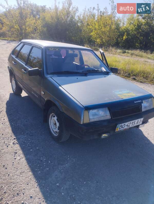 Хэтчбек ВАЗ 2109 1991 в 