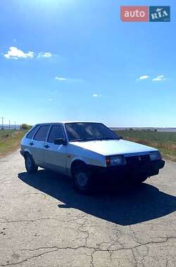 Хэтчбек ВАЗ 2109 2003 в 