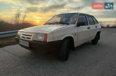 Хетчбек ВАЗ 2109 1993 в Городку