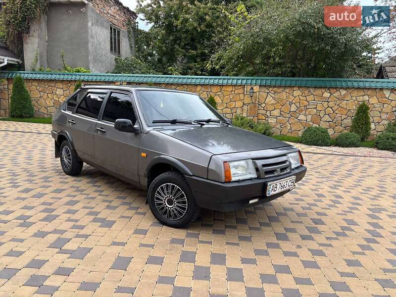 Хэтчбек ВАЗ / Lada 2109 1991 в Могилев-Подольске