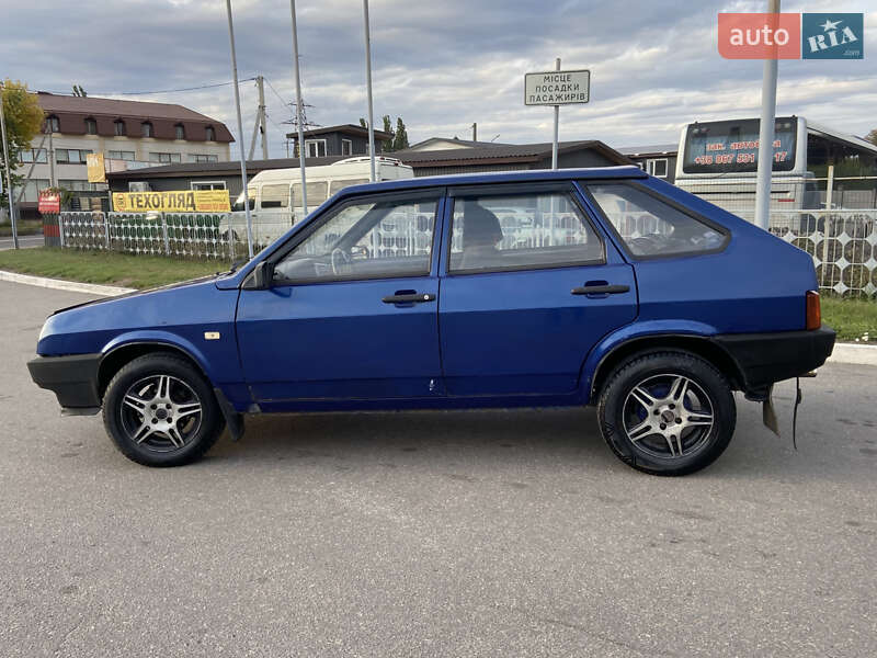 Хэтчбек ВАЗ / Lada 2109 2002 в Кременчуге