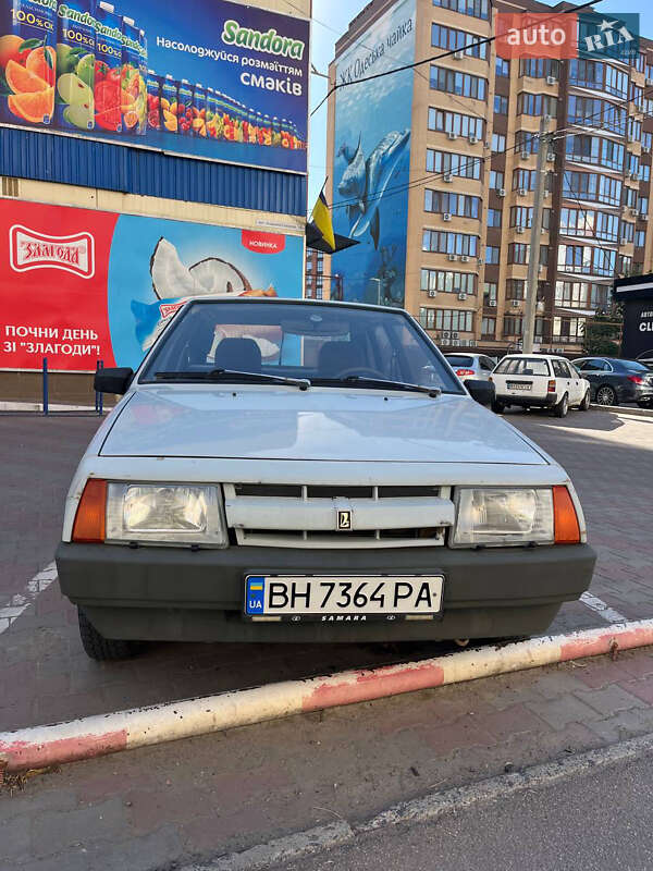 Хэтчбек ВАЗ 2109 1990 в 