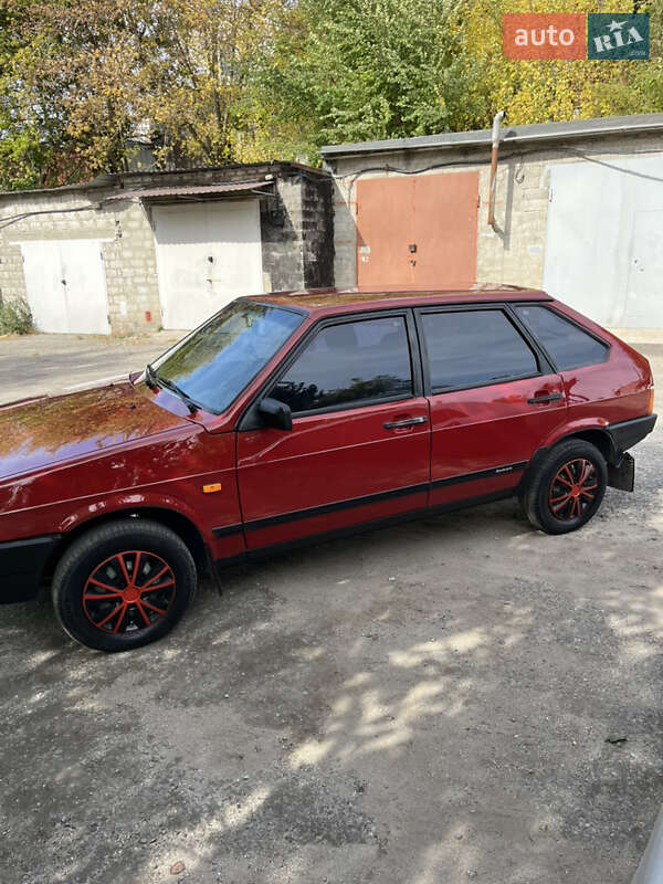 Хэтчбек ВАЗ / Lada 2109 1994 в Запорожье