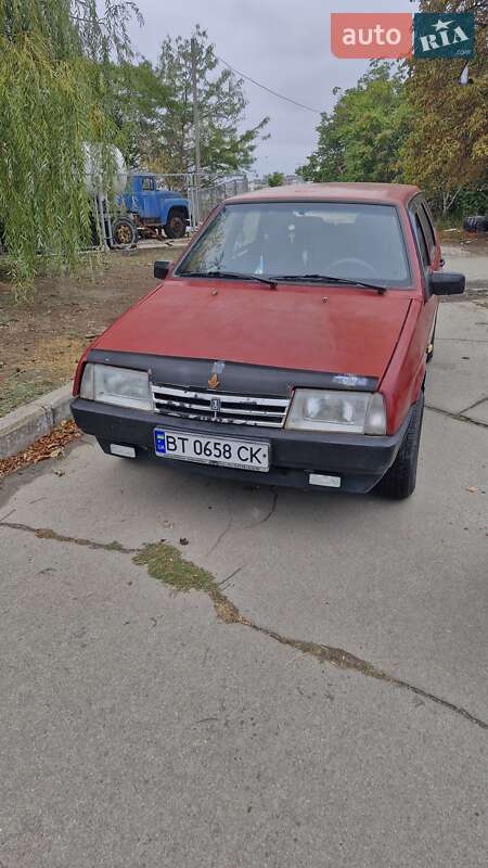 Хэтчбек ВАЗ / Lada 2109 1995 в Херсоне фото 2 Хэтчбек ВАЗ / Lada 2109 1995 в Херсоне