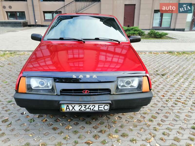 Хэтчбек ВАЗ / Lada 2109 1995 в Харькове