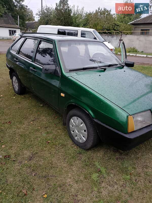 Хэтчбек ВАЗ / Lada 2109 2007 в Гребенке фото 2 Хэтчбек ВАЗ / Lada 2109 2007 в Гребенке